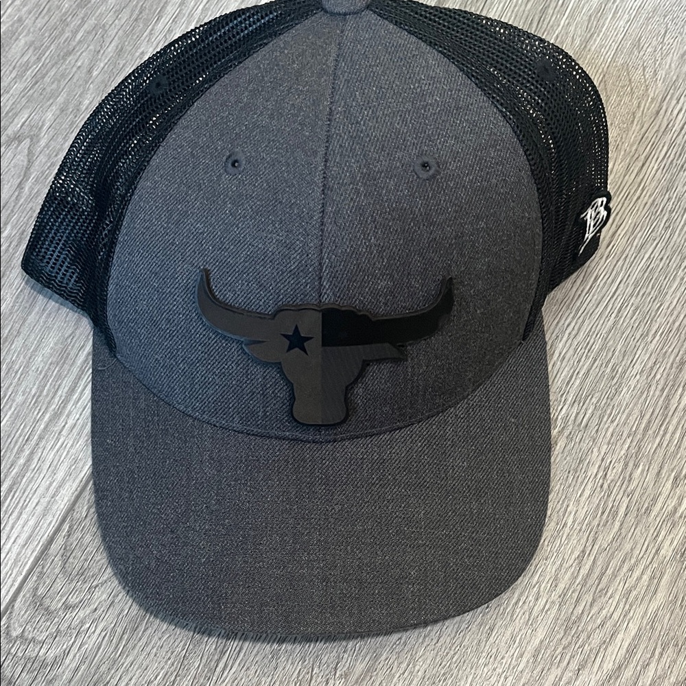 Branded Bills Texas SnapBack (Black/Gray)